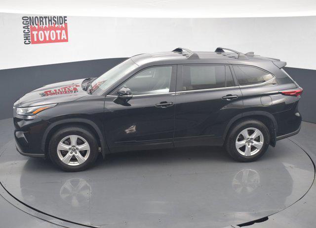 used 2023 Toyota Highlander car, priced at $34,990