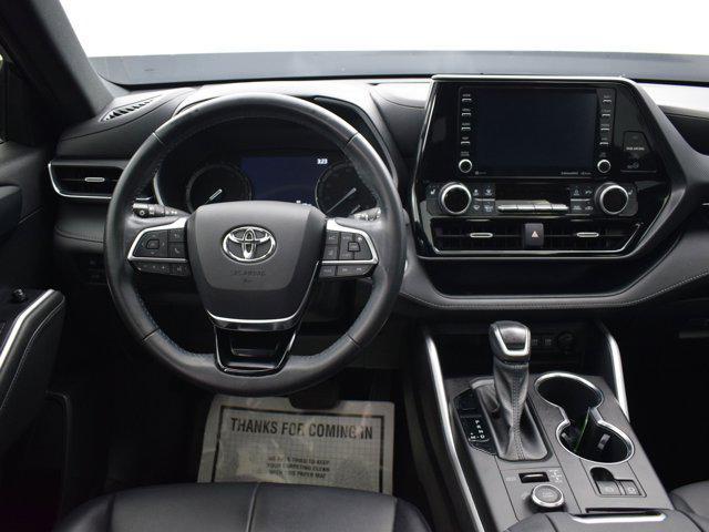 used 2021 Toyota Highlander car, priced at $34,490