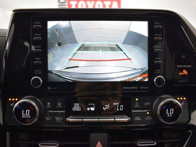 used 2022 Toyota Highlander car, priced at $35,490