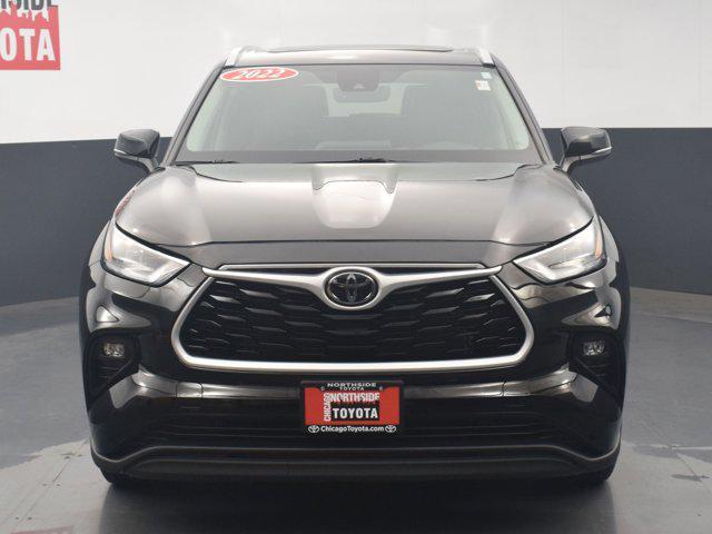 used 2022 Toyota Highlander car, priced at $35,490