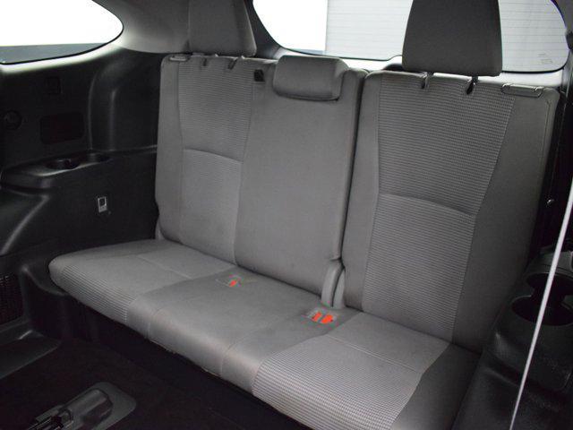 used 2022 Toyota Highlander car, priced at $32,490