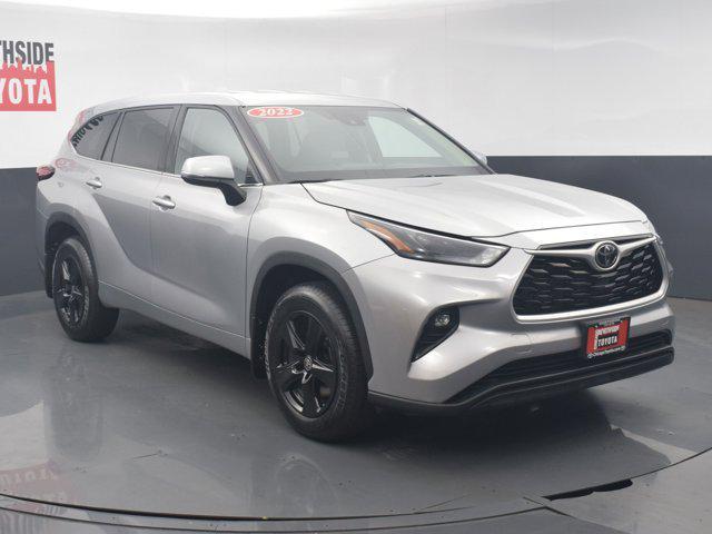 used 2022 Toyota Highlander car, priced at $32,490