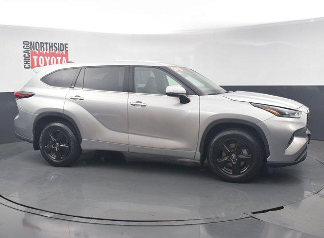 used 2022 Toyota Highlander car, priced at $32,490