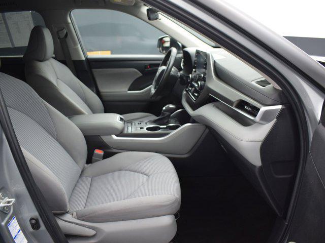 used 2022 Toyota Highlander car, priced at $32,490