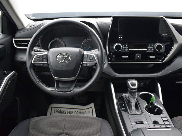 used 2023 Toyota Highlander Hybrid car, priced at $40,990