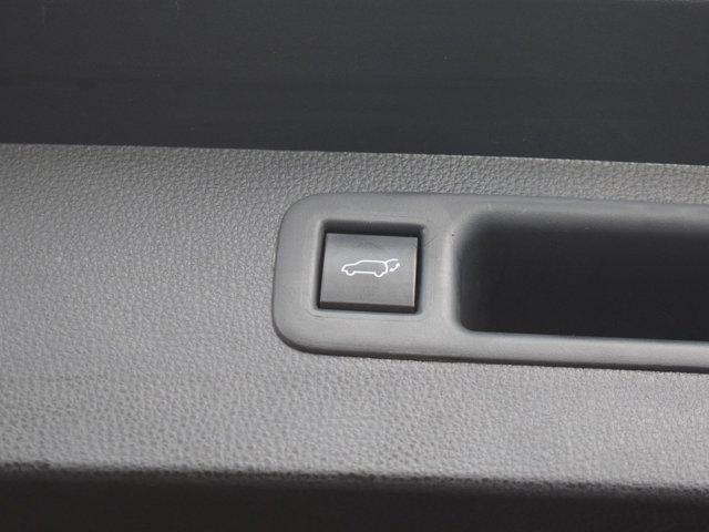used 2022 Toyota Highlander car, priced at $36,990