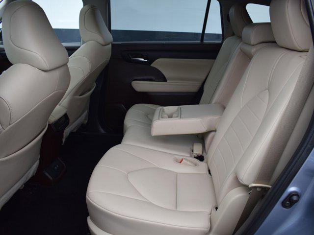 used 2021 Toyota Highlander car, priced at $32,490