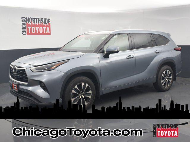 used 2021 Toyota Highlander car, priced at $32,490