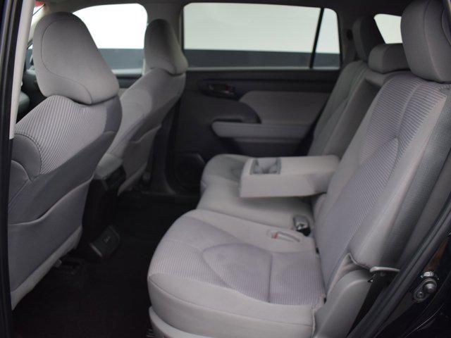 used 2024 Toyota Highlander car, priced at $37,490