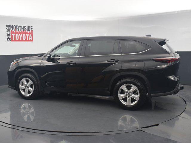 used 2024 Toyota Highlander car, priced at $37,490