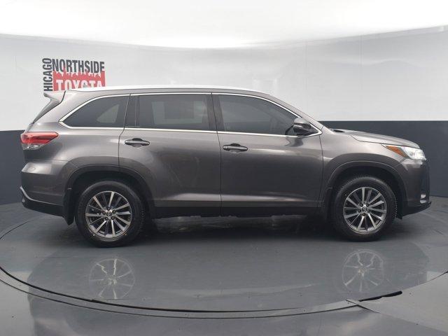 used 2019 Toyota Highlander car, priced at $28,890