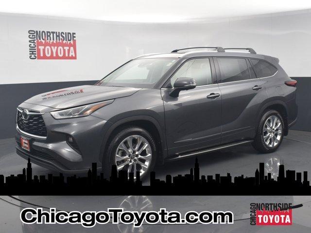 used 2023 Toyota Highlander car, priced at $49,990