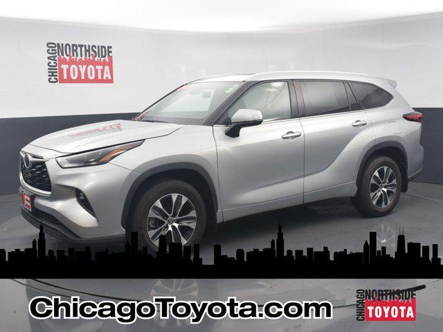 used 2022 Toyota Highlander car, priced at $34,790