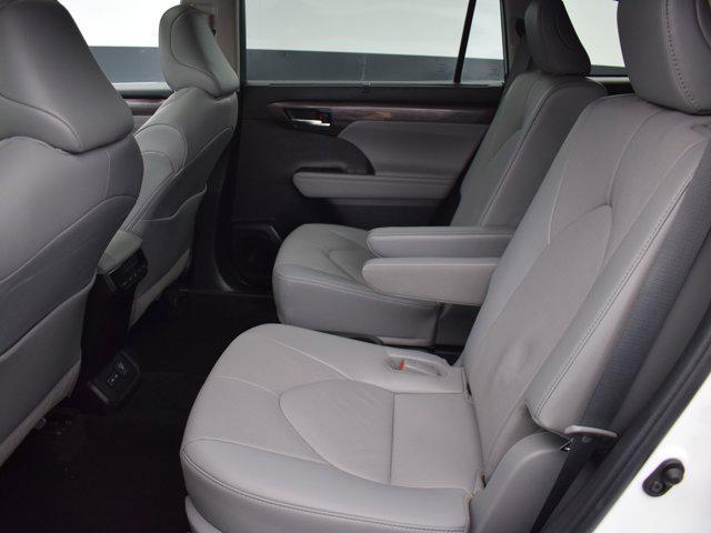 used 2022 Toyota Highlander Hybrid car, priced at $47,690