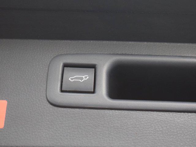 used 2024 Toyota Highlander car, priced at $34,490