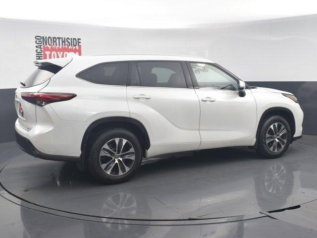 used 2022 Toyota Highlander car, priced at $29,990