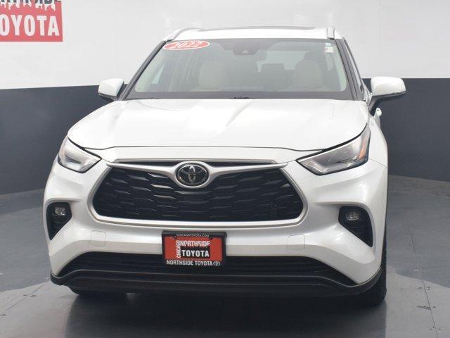 used 2022 Toyota Highlander car, priced at $29,990