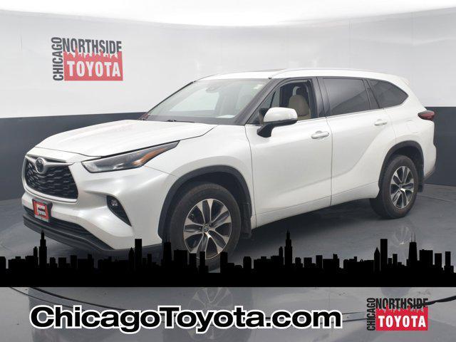 used 2022 Toyota Highlander car, priced at $29,740