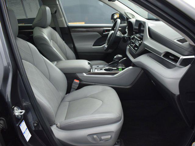 used 2022 Toyota Highlander Hybrid car, priced at $46,990