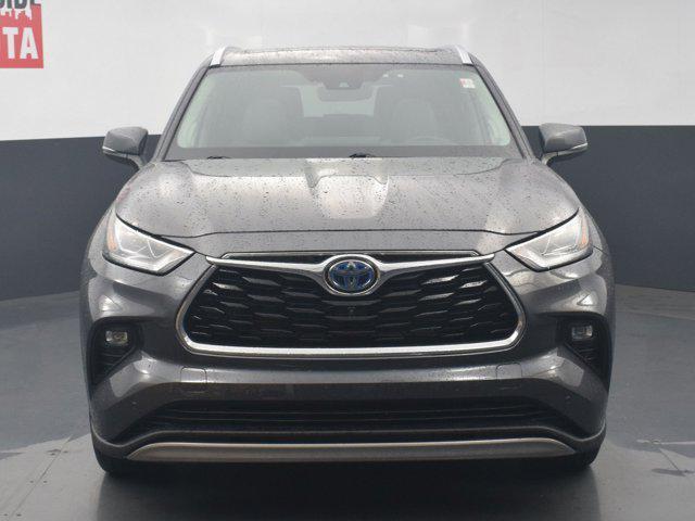 used 2022 Toyota Highlander Hybrid car, priced at $47,990