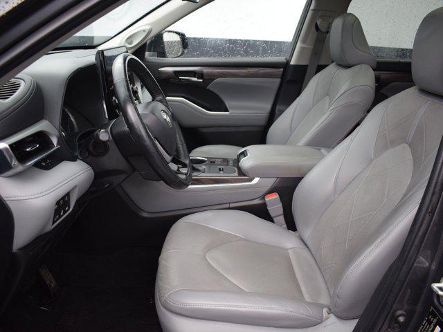 used 2022 Toyota Highlander Hybrid car, priced at $47,990