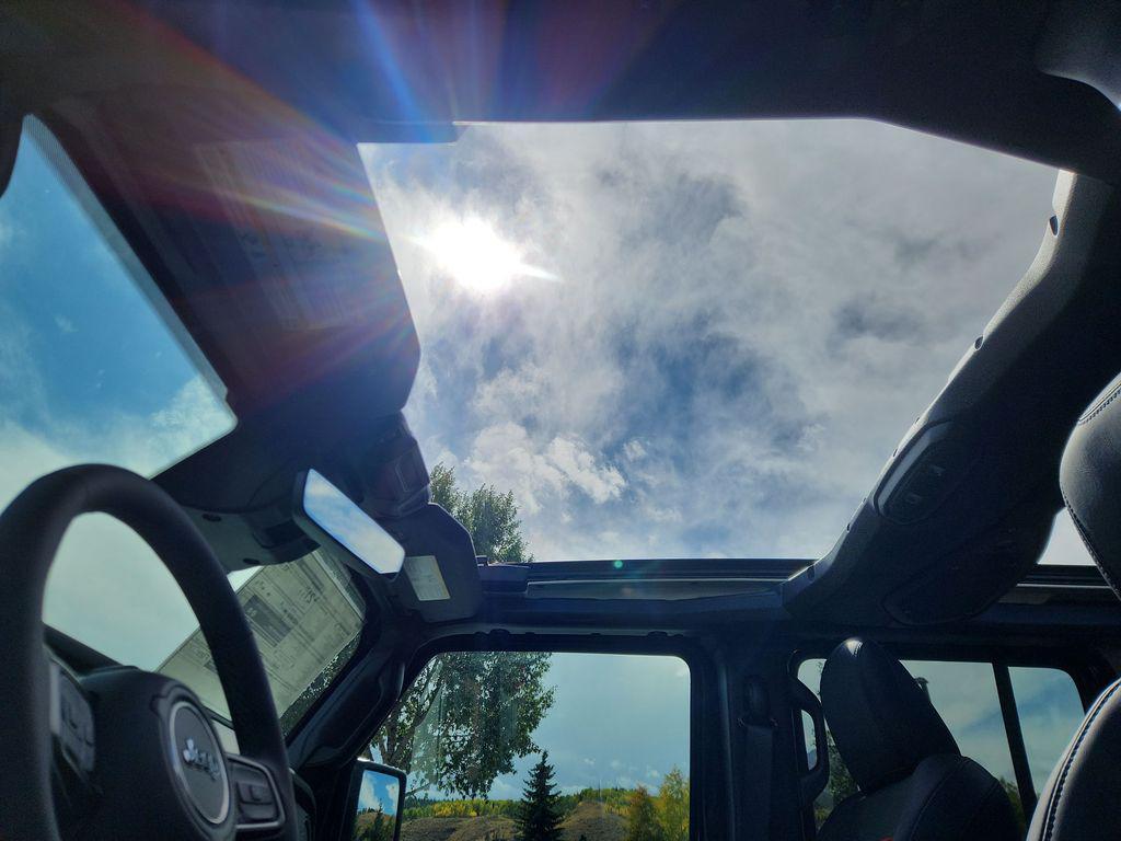 new 2025 Jeep Wrangler car, priced at $70,532