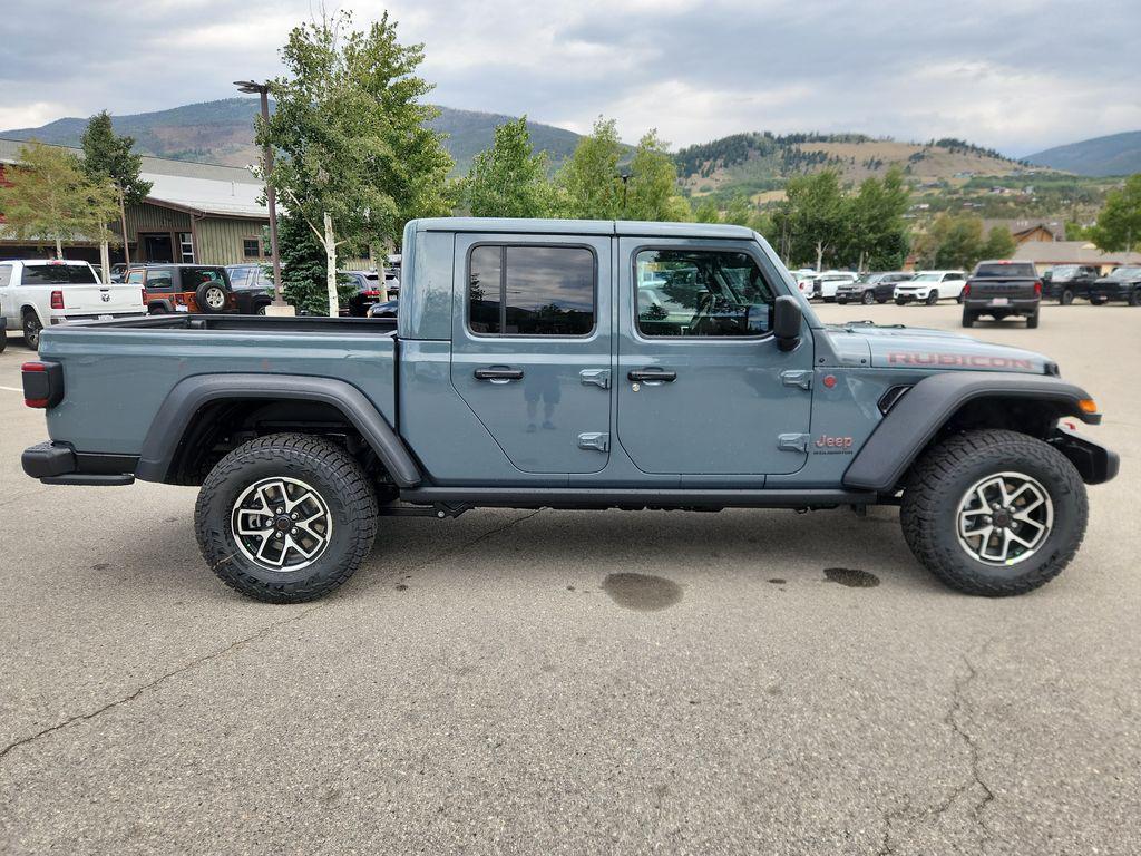 new 2025 Jeep Gladiator car, priced at $48,868