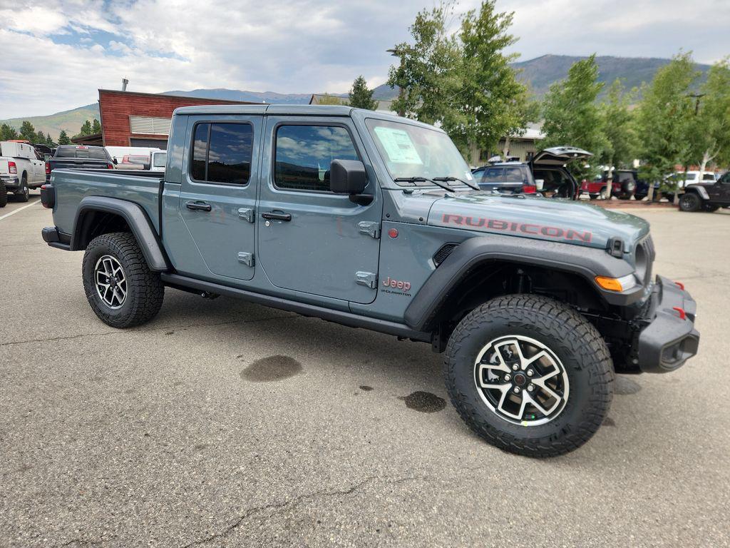 new 2025 Jeep Gladiator car, priced at $48,868