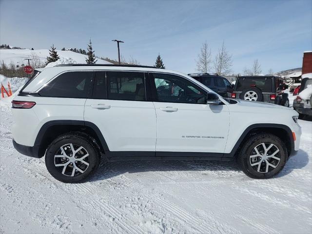 used 2024 Jeep Grand Cherokee car, priced at $40,699