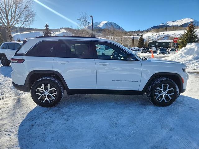 new 2025 Jeep Grand Cherokee car, priced at $44,999