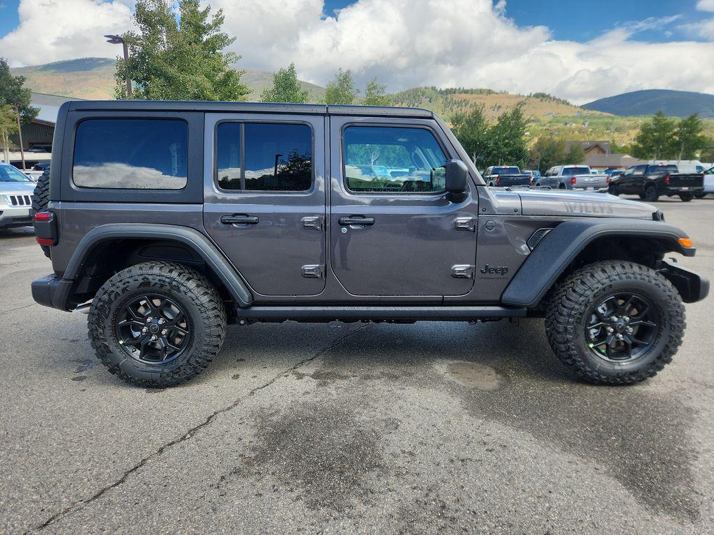new 2025 Jeep Wrangler car, priced at $47,988