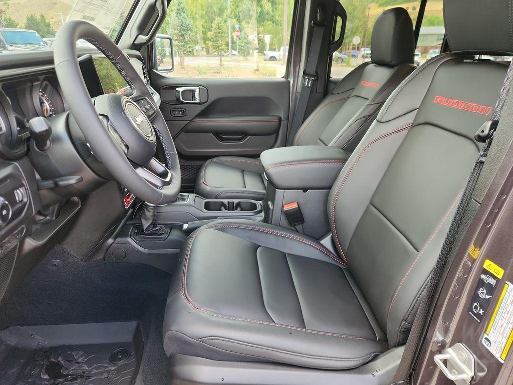 new 2025 Jeep Wrangler car, priced at $71,090