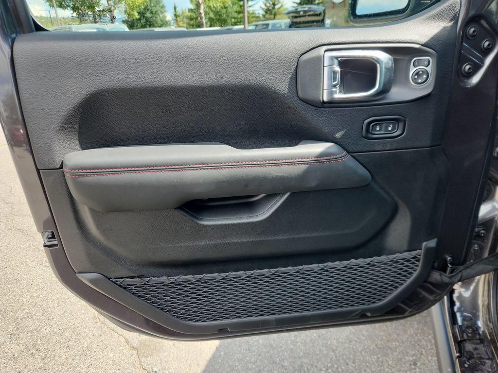 new 2025 Jeep Wrangler car, priced at $71,090