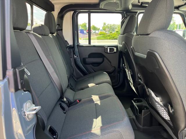 new 2025 Jeep Gladiator car, priced at $51,121