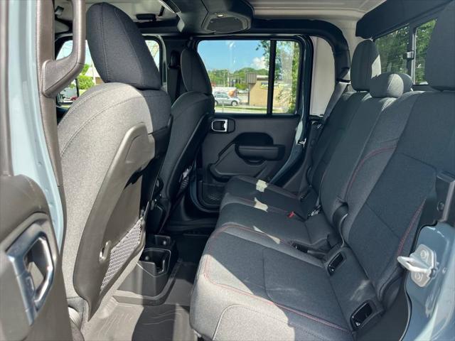 new 2025 Jeep Gladiator car, priced at $51,121