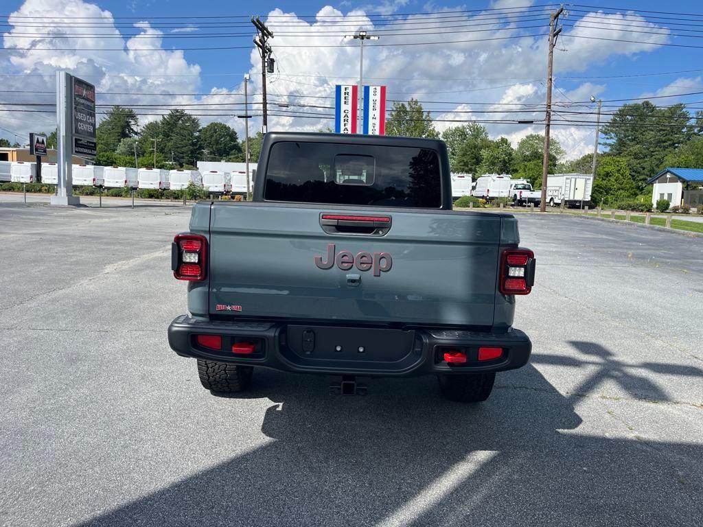 new 2025 Jeep Gladiator car, priced at $58,046