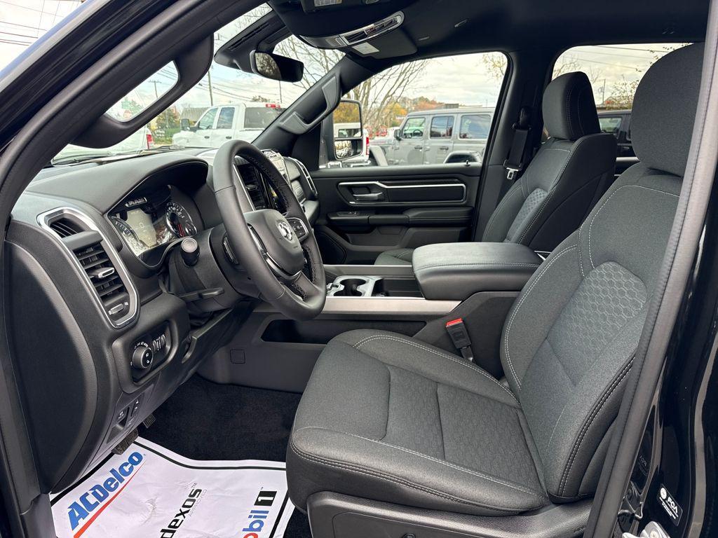 new 2025 Ram 1500 car, priced at $58,332