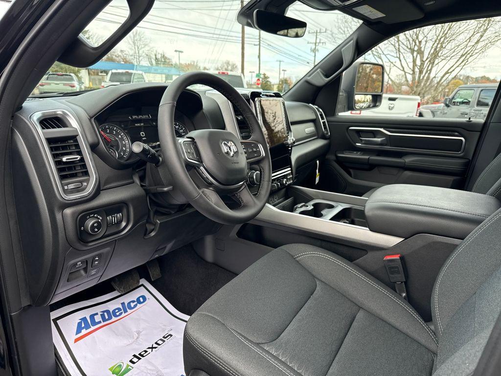 new 2025 Ram 1500 car, priced at $58,332