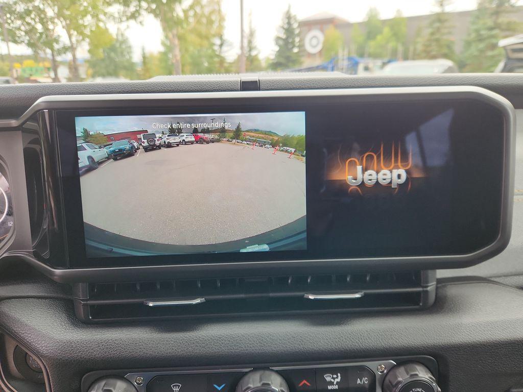 new 2025 Jeep Wrangler car, priced at $41,558