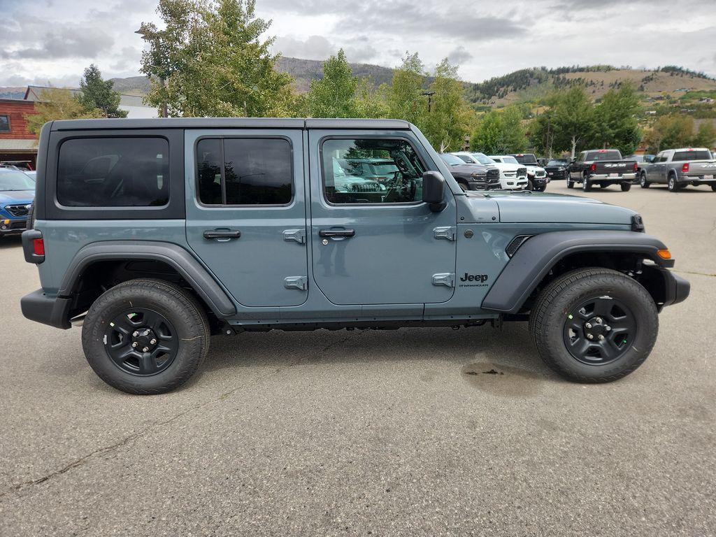 new 2025 Jeep Wrangler car, priced at $41,558