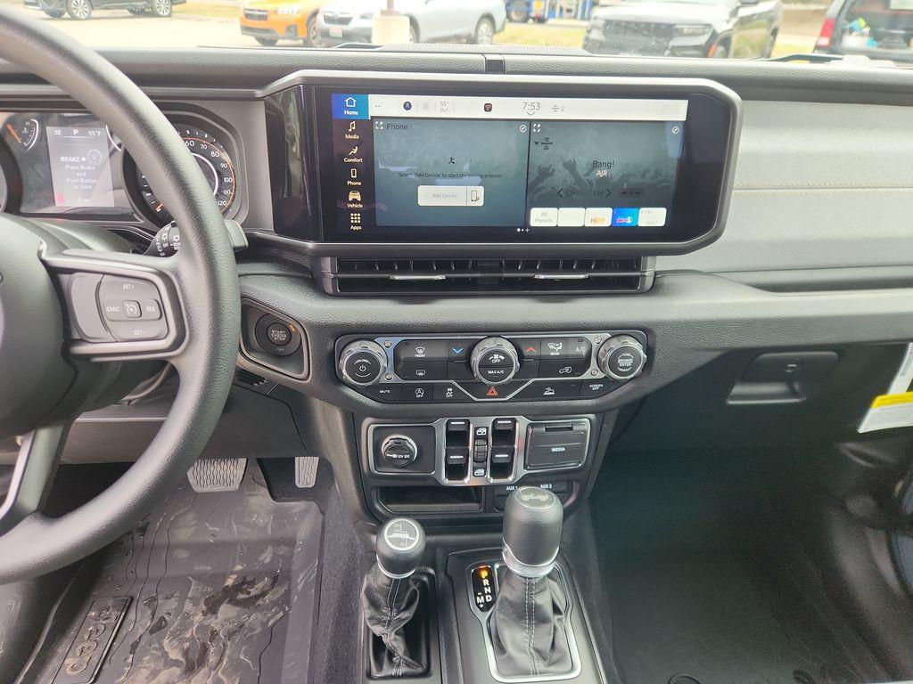 new 2025 Jeep Wrangler car, priced at $41,558