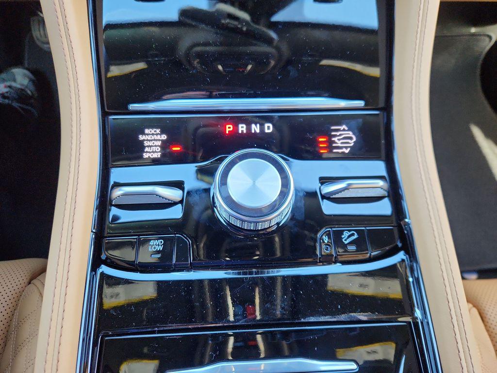 new 2025 Jeep Grand Cherokee car, priced at $66,758