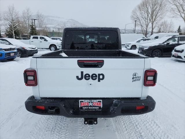 new 2025 Jeep Gladiator car, priced at $52,234