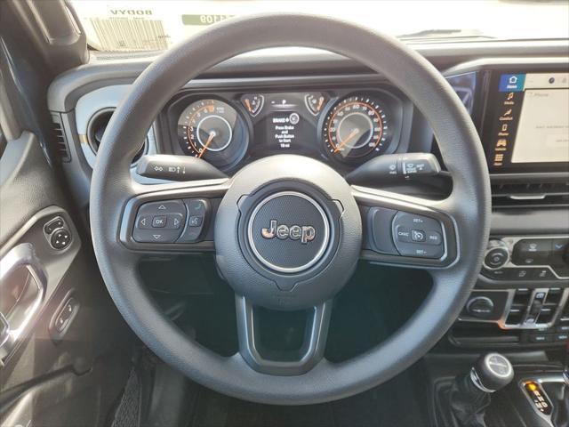 new 2025 Jeep Gladiator car, priced at $47,630