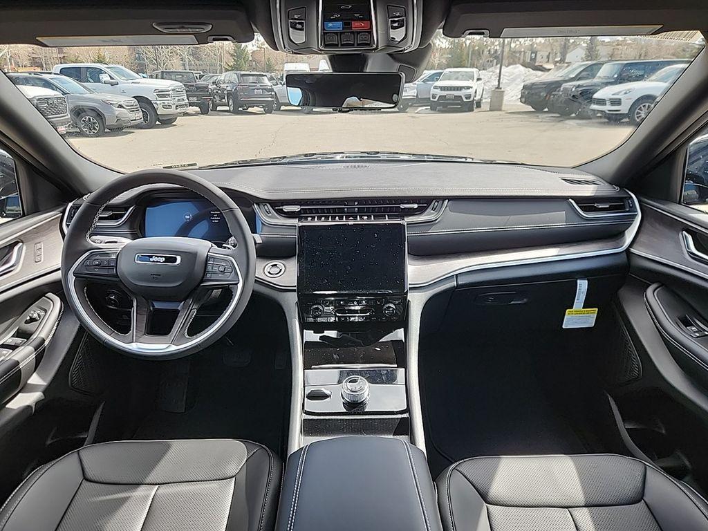 new 2025 Jeep Grand Cherokee L car, priced at $53,486