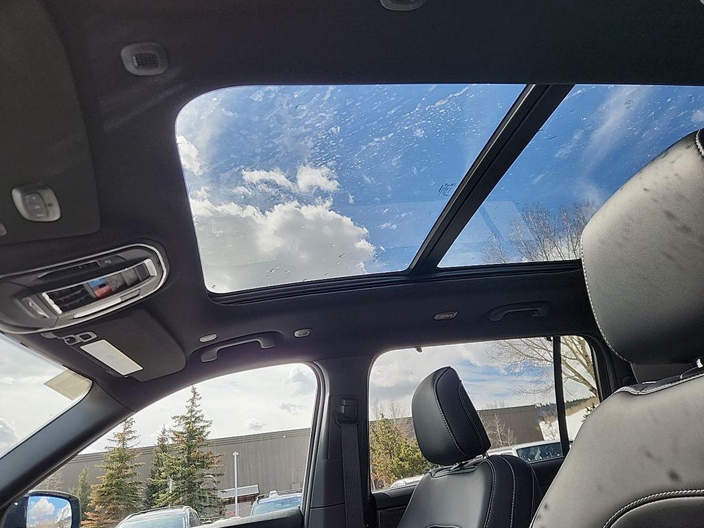 new 2025 Jeep Grand Cherokee L car, priced at $53,486