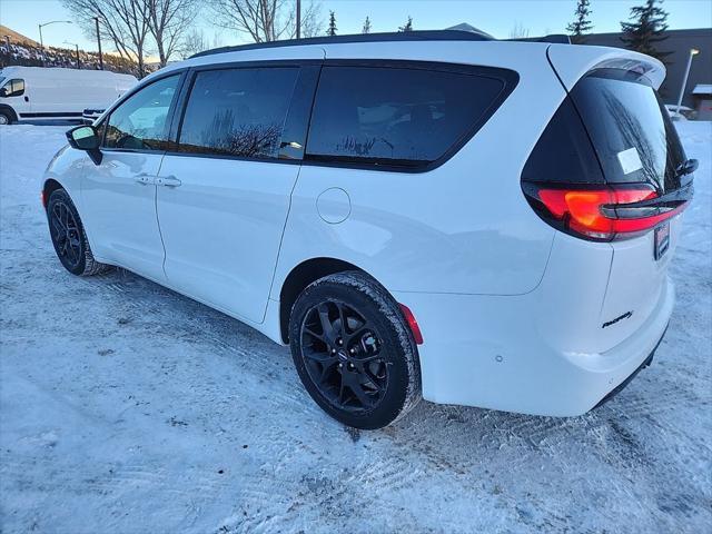 new 2025 Chrysler Pacifica car, priced at $55,029