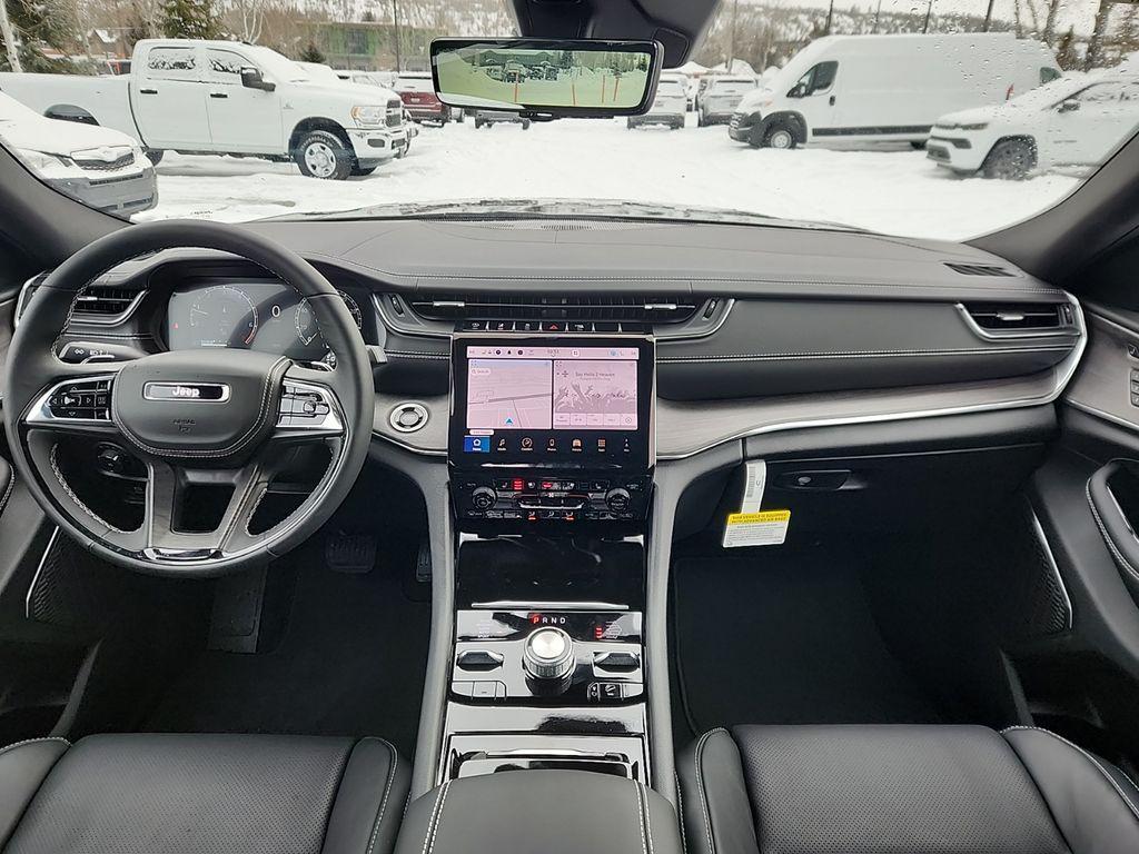 new 2025 Jeep Grand Cherokee L car, priced at $61,411