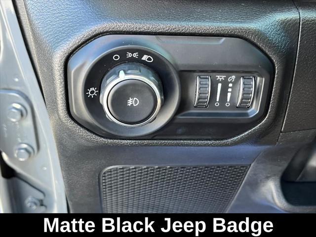 used 2022 Jeep Wrangler Unlimited car, priced at $29,238