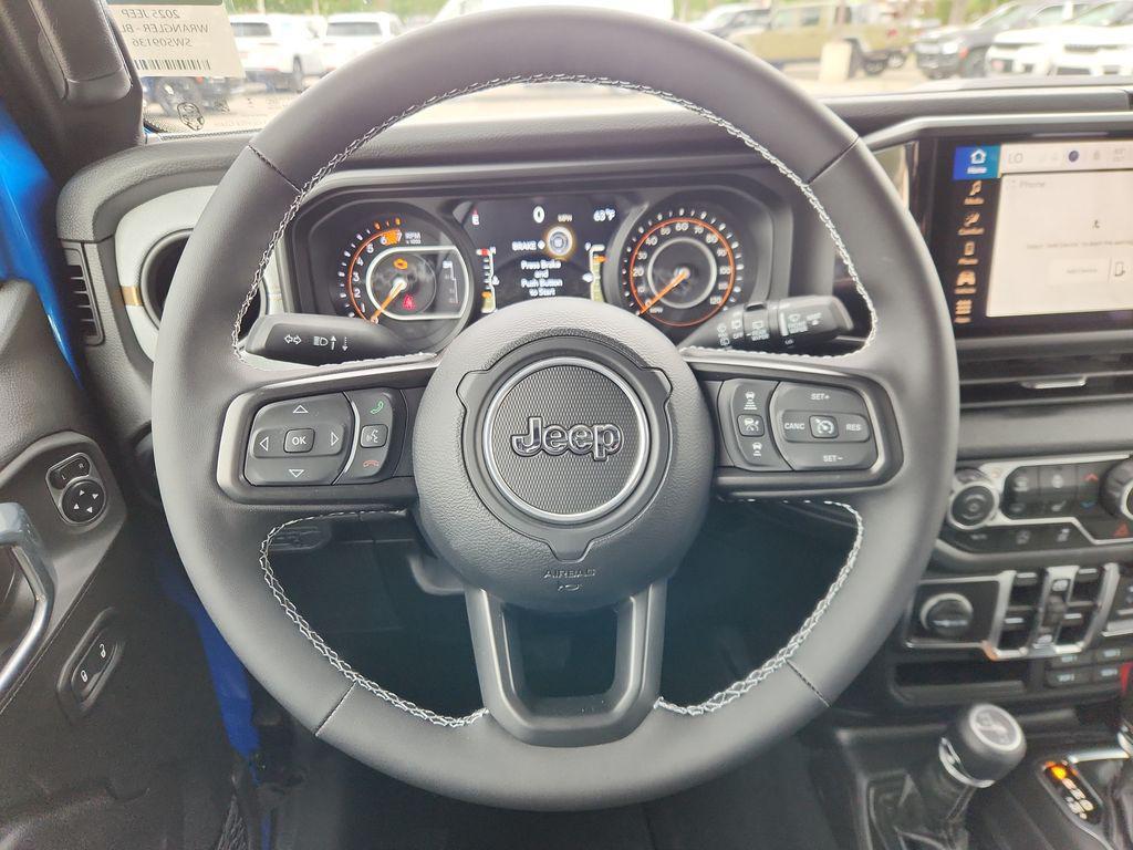 new 2025 Jeep Wrangler car, priced at $45,659